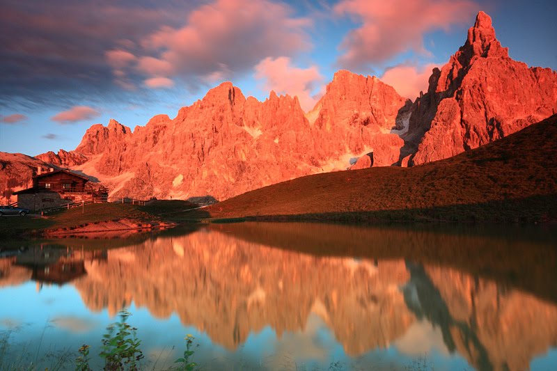alpenglow light sunset dolomites
